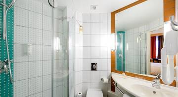 Стандартный двухместный номер с 2 отдельными кроватями в Гостинице Ibis Калининград Центр
